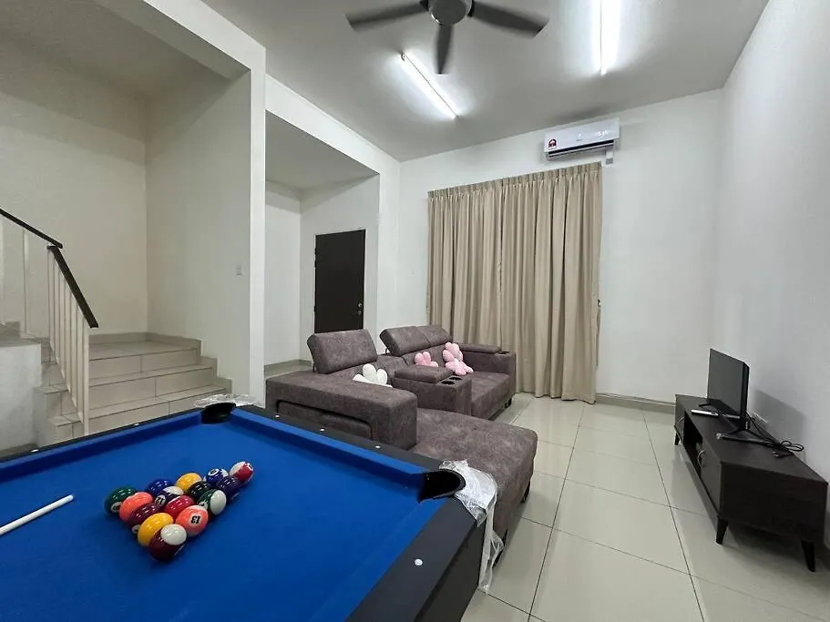 Vila Mount Austin 18 Pax Ar50 Pool Johor Bahru Malajsie