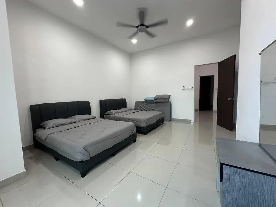 Vila Mount Austin 18 Pax Ar50 Pool Johor Bahru 0*,  Malajsie